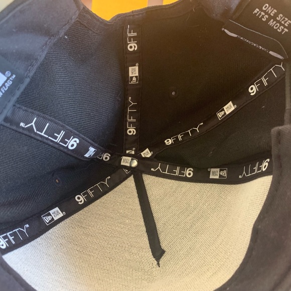 Cincinnati Reds Hat - Picture 2 of 2